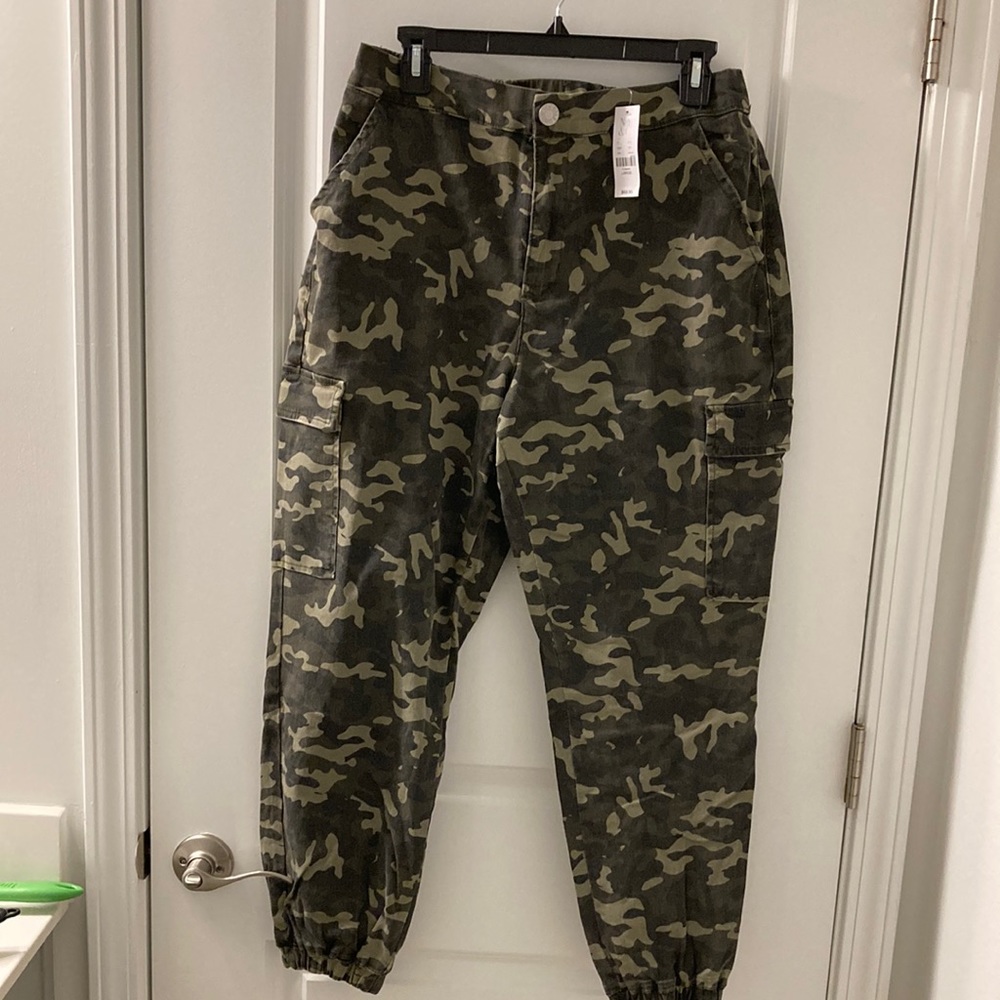 Cami cuffed cargo pants